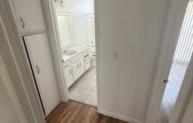 1 bed, 1 bath, 720 sqft, $1,950, Unit Unit 22