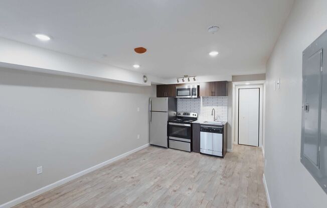 Studio, 1 bath, 275 sqft, $625, Unit 8304