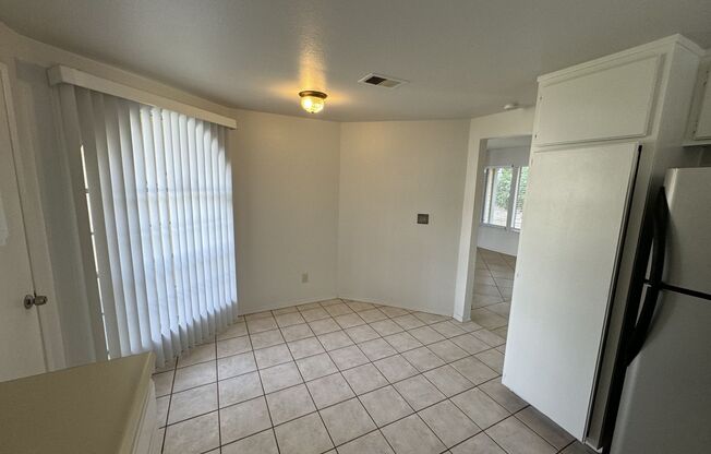 3 beds, 2 baths, $2,500