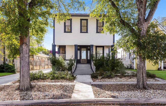 120 E Magnolia - 101