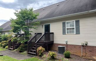 2 beds, 2 baths, $1,600, Unit # 9