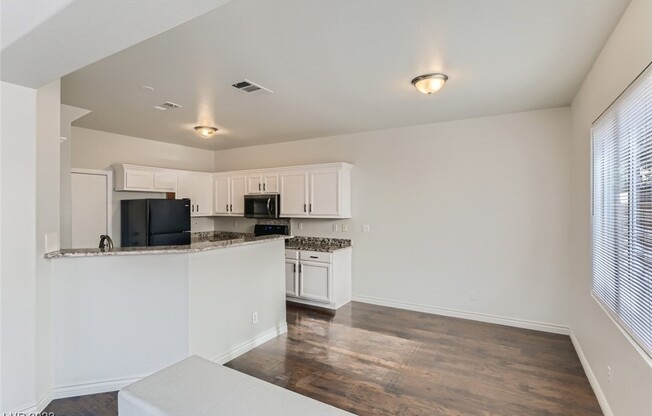 2502 TRUSTWORTHY AVE