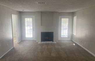 2 beds, 2 baths, $1,400