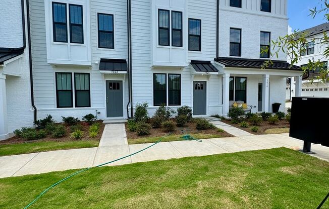 Brand New 3BR/3.5 Bath Townhouse in South Charlotte