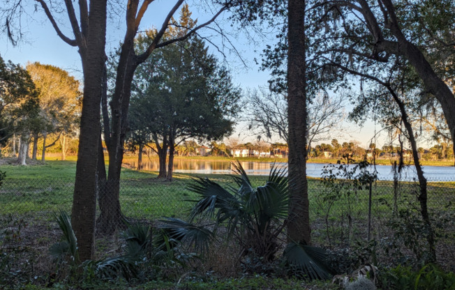 1711 ROSEBERRY LN