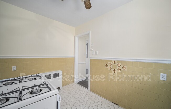 4 beds, 1 bath, 1,371 sqft, $1,500