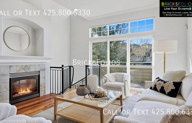 1439 HUCKLEBERRY CIR