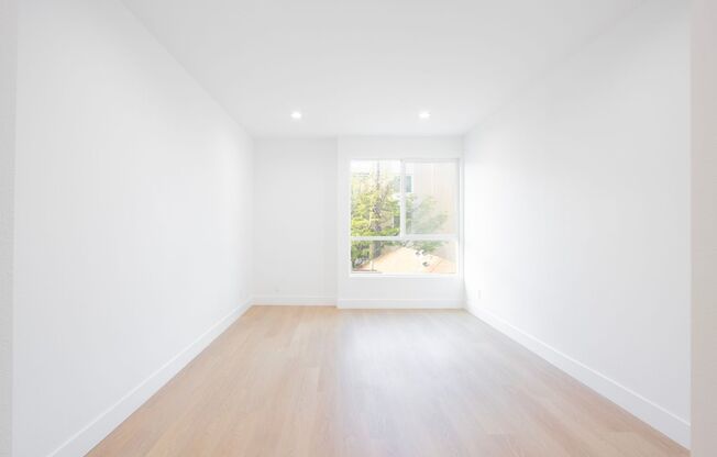 2 beds, 2 baths, $3,254, Unit 103