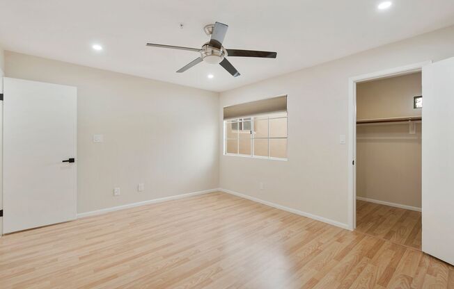 2 beds, 2 baths, $2,000, Unit Unit 2093