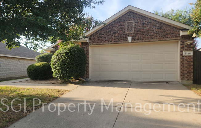 1116 CHARLOTTE DR