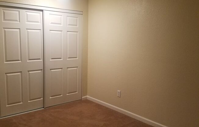 2 beds, 1 bath, 832 sqft, $1,800, Unit 110