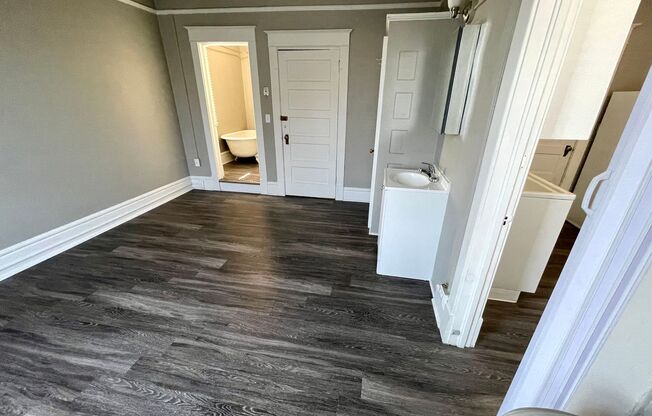 1 bed, 1 bath, 424 sqft, $795, Unit 211