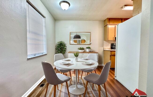 1 bed, 1 bath, 900 sqft, $795, Unit 1274 Highland, Unit A