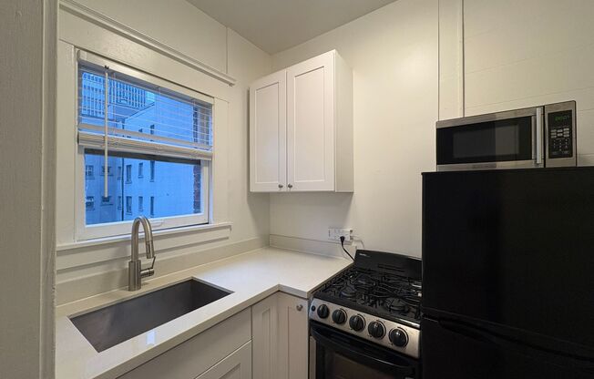 Studio, 1 bath, 335 sqft, $1,345, Unit Unit 308
