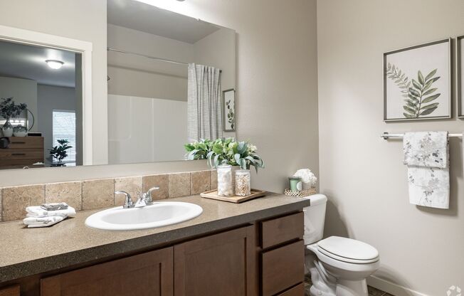 2 beds, 2 baths, 1,040 sqft, $1,710, Unit 6-302