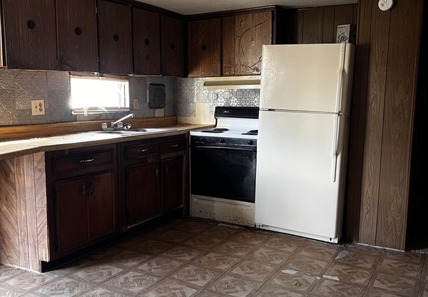 3905 ALMEDA GENOA RD
