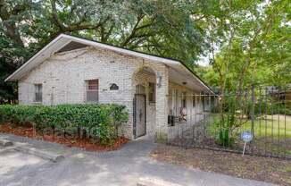1611 Jessamine Road