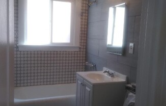 Studio, 1 bath, 500 sqft, $1,395, Unit 207