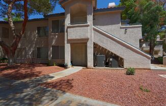 3 beds, 2 baths, $1,595