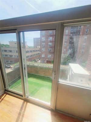 1 bed, 1 bath, $3,000, Unit G