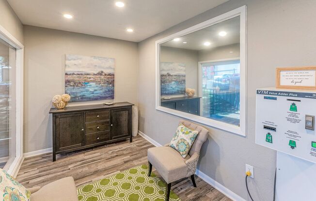 1 bed, 1 bath, 658 sqft, $1,345, Unit 180