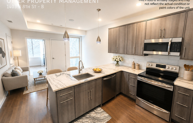 1403 N 8 ST