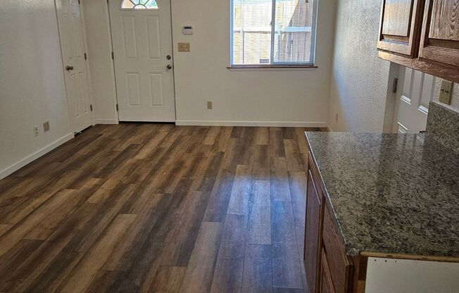 Charming 2 Bedroom Home Located in La Loma Area
