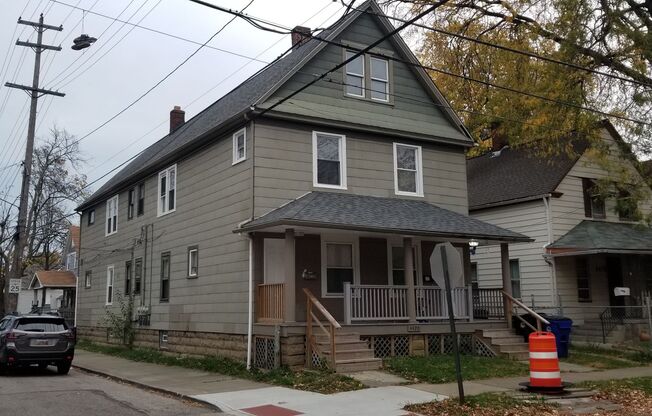 4420 BUSH AVE