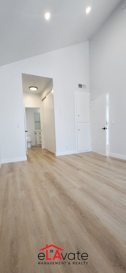 1 bed, 1 bath, $2,799