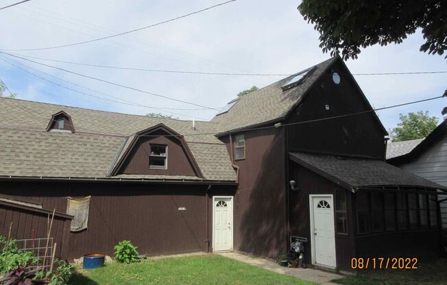 2443 N. Pierce St.