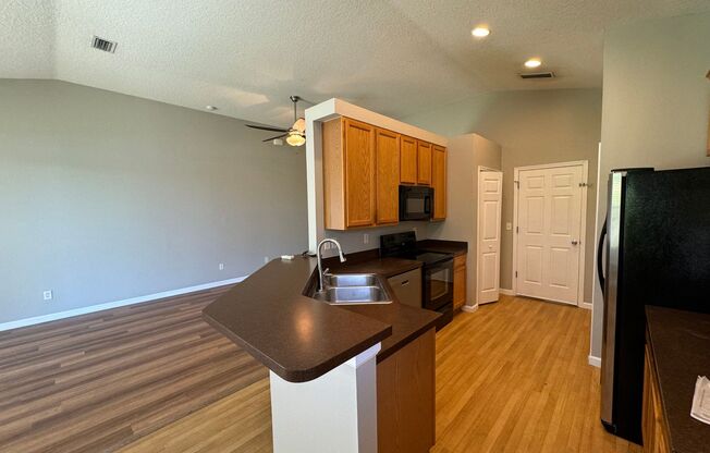 3 beds, 2 baths, $1,899