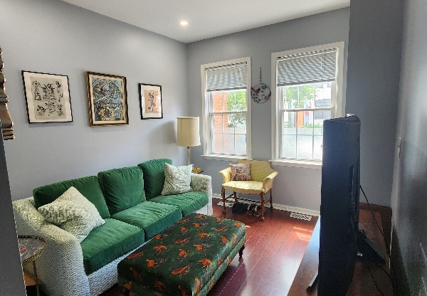 329 ELM ST NW