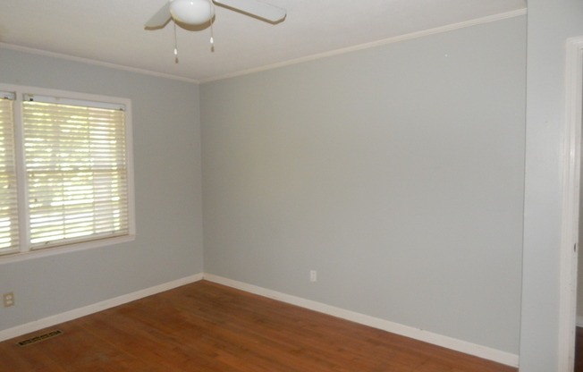 3 beds, 2 baths, $2,000