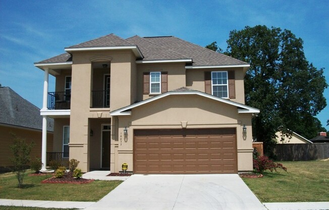 Newer 4 bedroom house off Old Hammond
