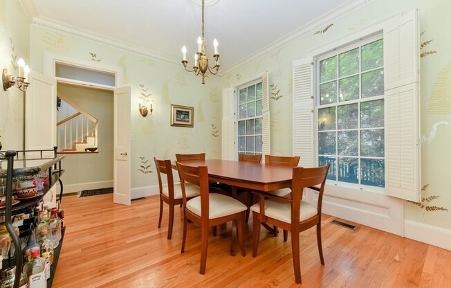 14 ASH ST