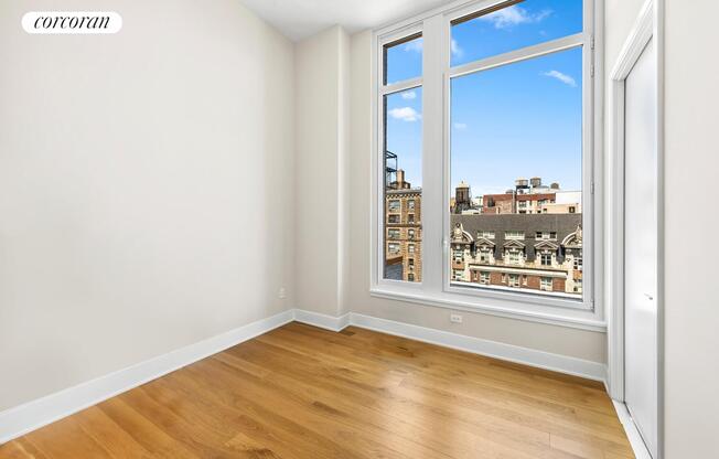 218 W 103 ST