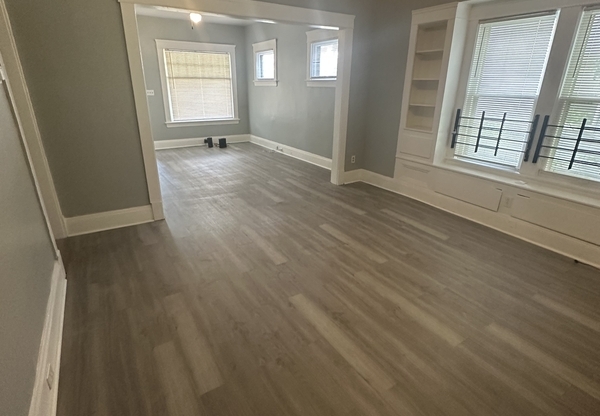 3382 E 102 ST