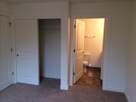 2 beds, 2 baths, 958 sqft, $1,725, Unit 317B