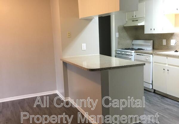 6506 S 1 ST