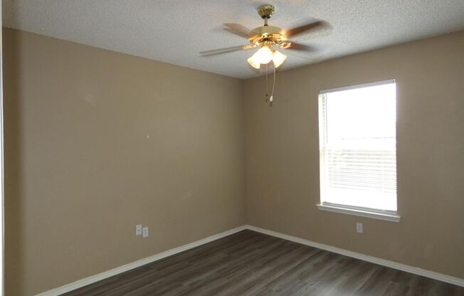 3 beds, 2 baths, $1,800