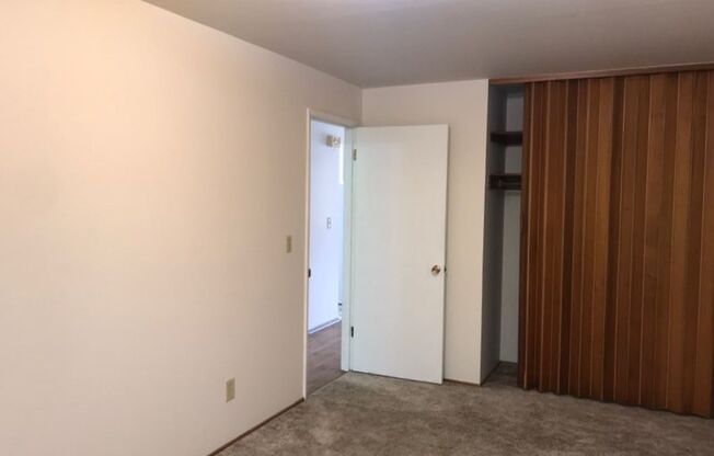 2 beds, 1 bath, 750 sqft, $2,050, Unit 4