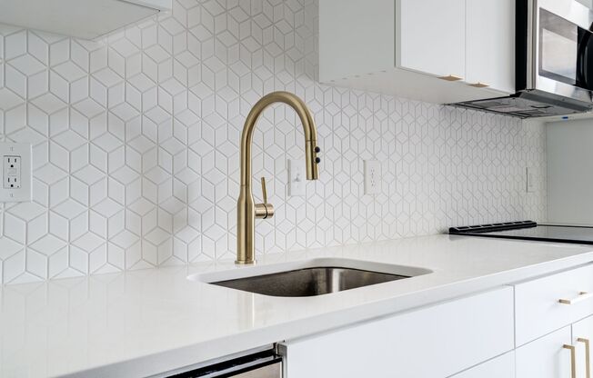 1 bed, 1 bath, 563 sqft, $1,549, Unit 211