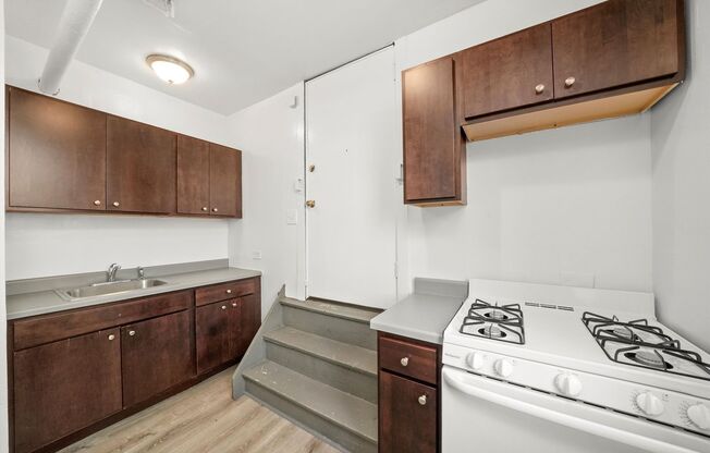 1 bed, 1 bath, 579 sqft, $1,450, Unit 1542-GO