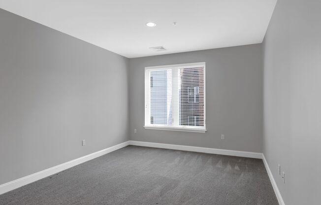 1 bed, 1 bath, 841 sqft, $1,600, Unit 301