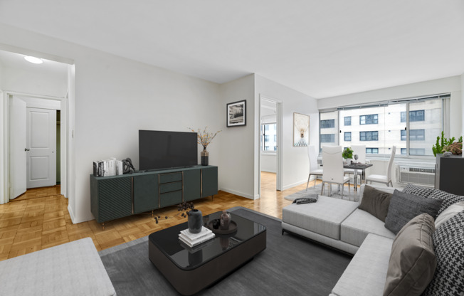 249 E 48 ST