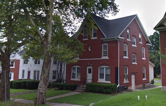 West College Avenue, 718