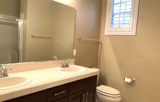 4 beds, 3 baths, $3,965