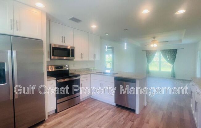 27100 SAVOY DR