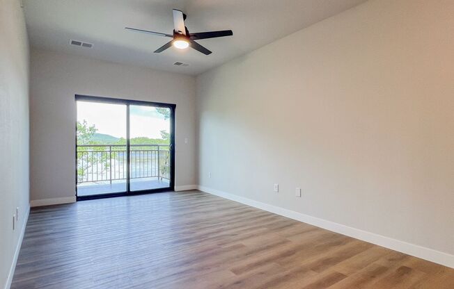 2 beds, 2 baths, 1,003 sqft, $2,400, Unit SC 1408-214
