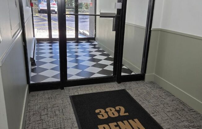 1 bed, 1 bath, 528 sqft, $1,695, Unit #81